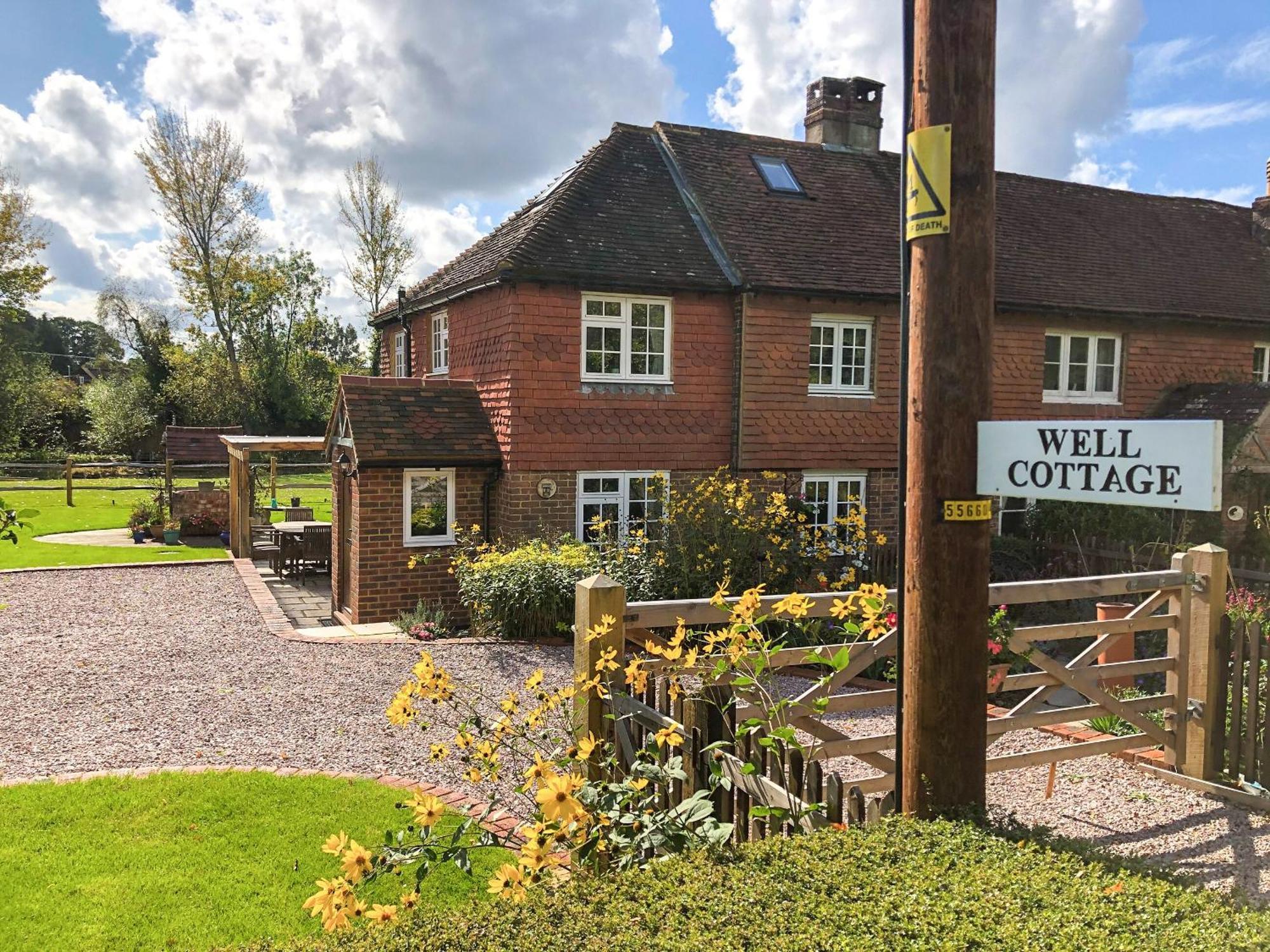 Well Cottage Itchingfield Exterior foto